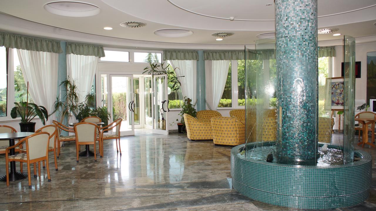 Villa Dei Romanzi 托尔托雷托 外观 照片